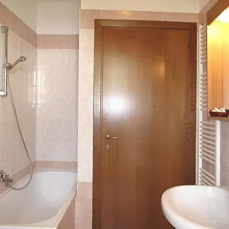 Appartement Res. Vigna Del Lago 121S Dongo