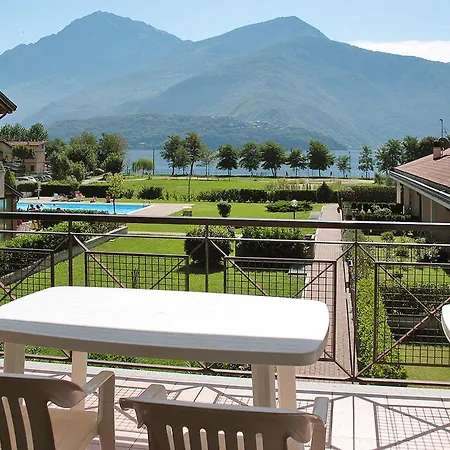 Res. Vigna Del Lago 121S Appartement